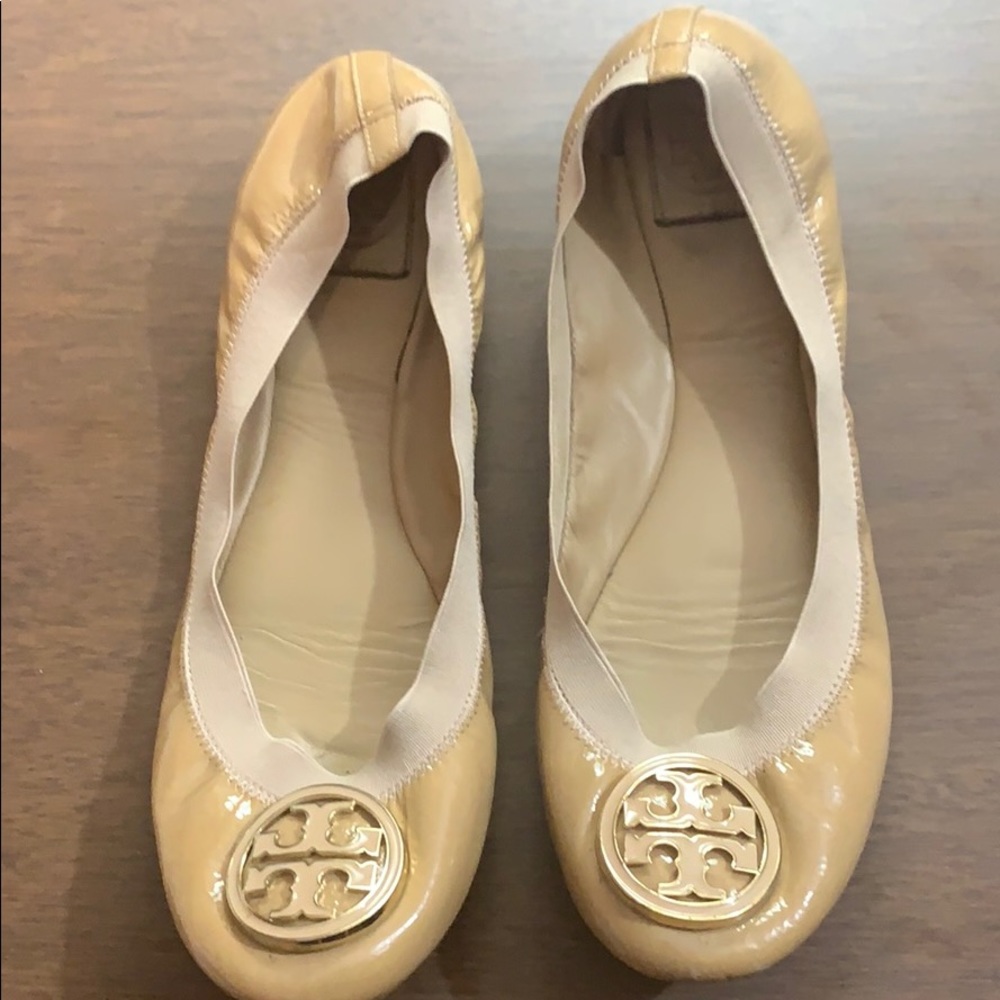 Tory Burch
Nude Caroline Ballet Flats